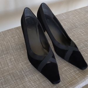 Stuart Weitzman Pumps